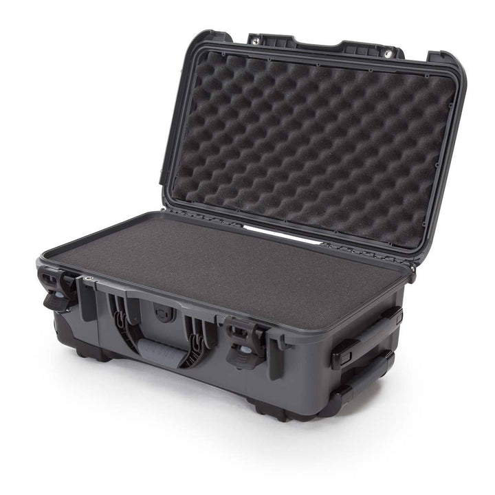 nanuk-935-graphite-cubed-foam_720x