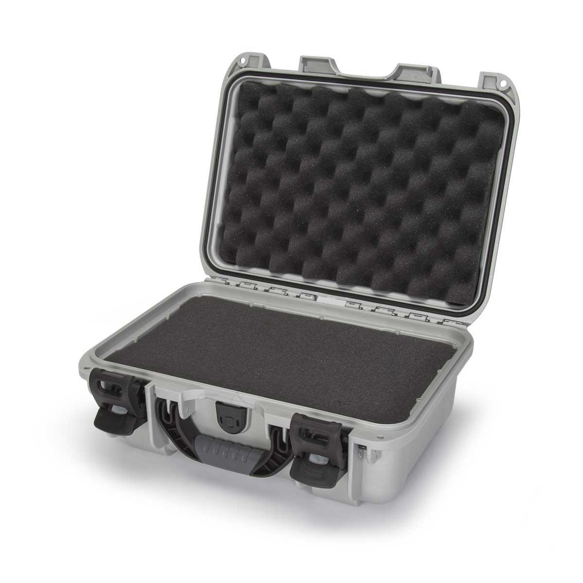 Nanuk-915-Silver-Cubed-Foam_51814ca7-0608-48f6-bdfe-7944946361bd_1800x1800